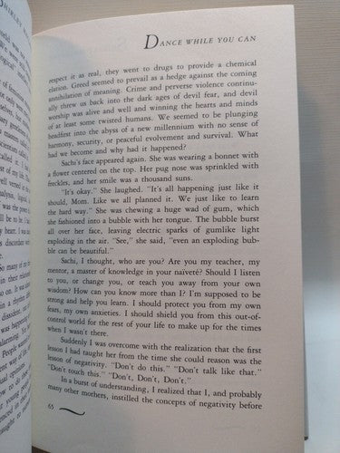 Dance While You Can by Shirley MacLaine -1991 -HCwDJ -ExLibrary -Biographies