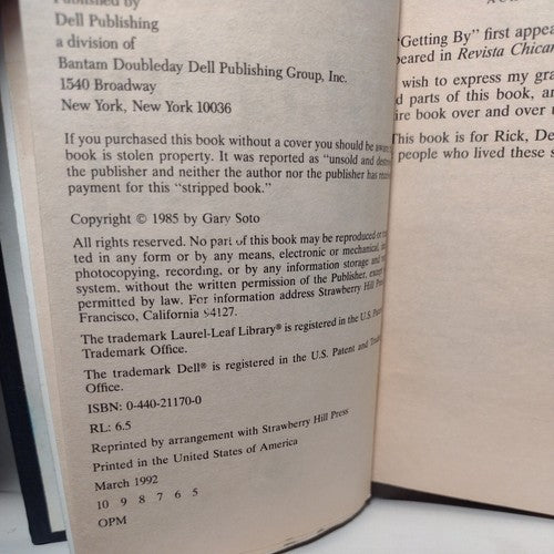 Living Up The Street (Laurel-Leaf Books) by Gary Soto library binding