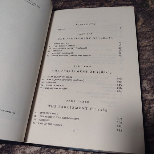 Elizabeth I and Her Paliaments 1584-1601 by J. E. Neale -Hardcover 1958 -History