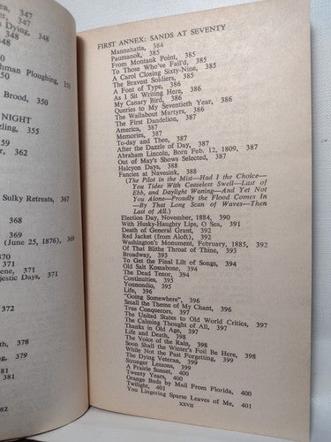 Leaves Of Grass By Walt Whitman -1954 -Trade PB -14th Print -Classic Poetry