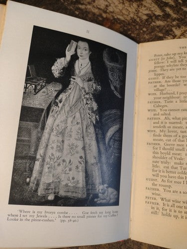 The Elizabethan Home by M. St. Clare Byrne -Plays & Drama -1949 -ExLibris