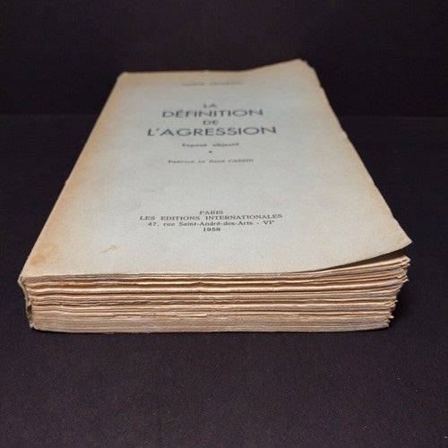 La Definition De L'Agression, Eugene Aroneanu -1958 -French Paperback