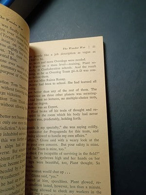 The Wonder War Science Fiction Paperback Book Laurence M. Janifer Pyramid 1964