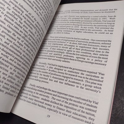 Latin American Issues #12: The Fragile Chilean Democracy by Carl Meacham -1996