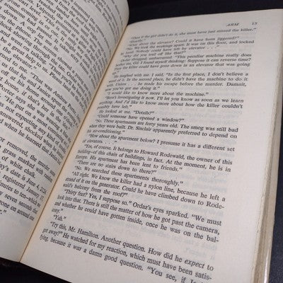Epoch by Roger Elwood and Robert Silverberg -1975 Hardcover Book Club Edition