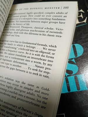 The Panda’s Thumb by Stephen Jay Gould (1980 Norton Paperback)