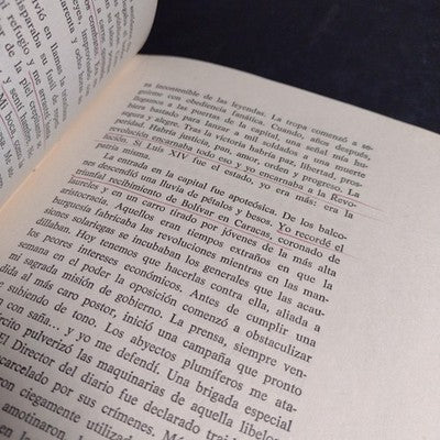 Instantaneas Al Borde Del Abismo Por Carlos Alberto Montaner - Signed Copy 1970