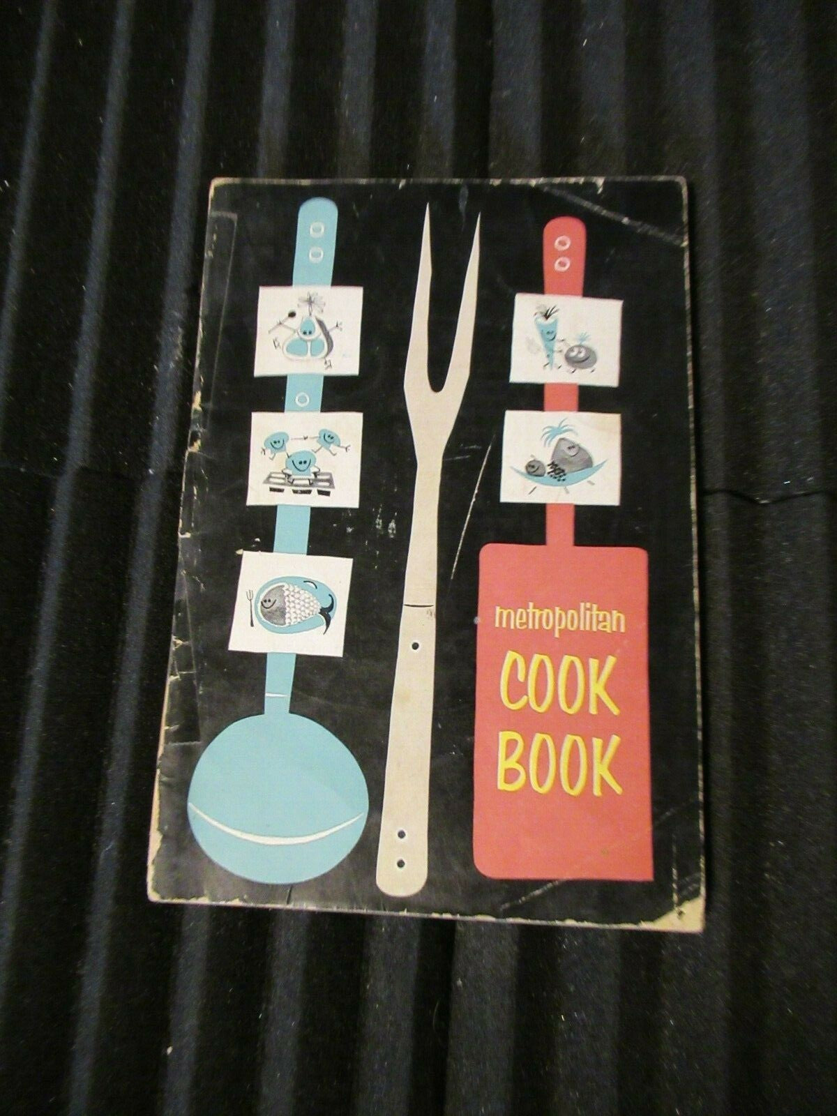 METROPOLITAN COOKBOOK, Nov 1953 Edition vintage