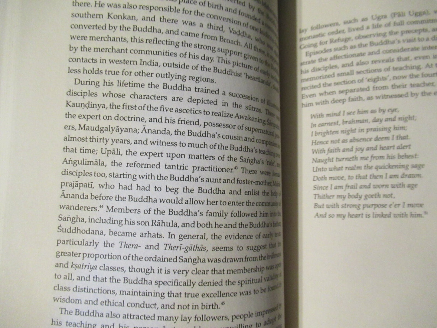 A CONCISE HISTORY OF BUDDHISM by Andrew Skilton -1994 Hardcover -Religious Hist.