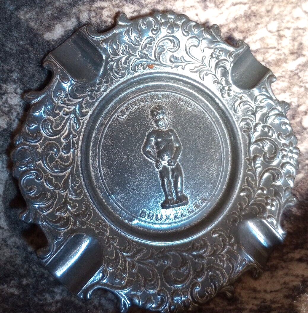 Vintage European  Ashtray Manneken Pis Brussels Bruxelles Belgium