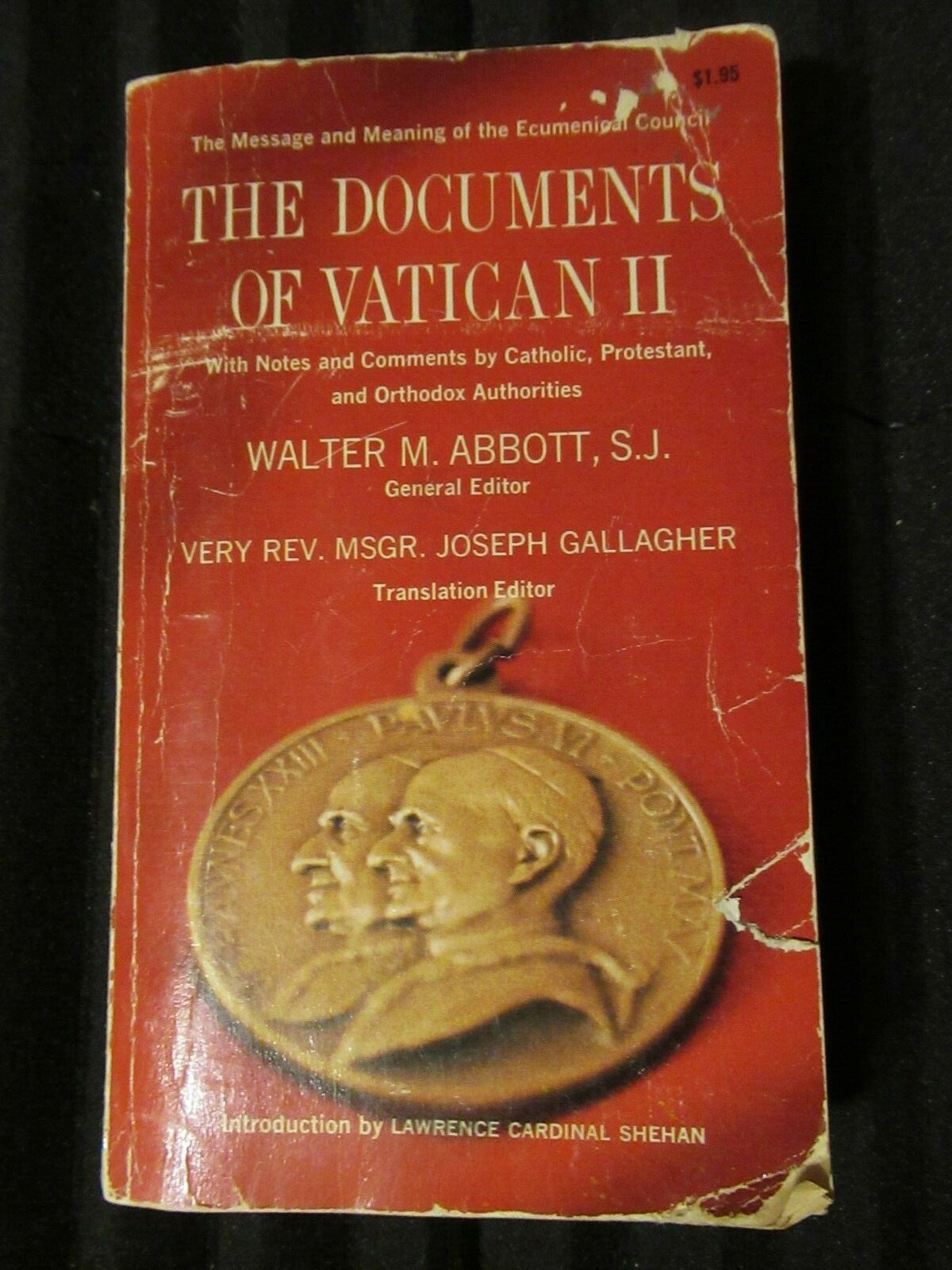 THE DOCUMENTS OF VATICAN II, Walter M. Abbott (1966) vintage paperback