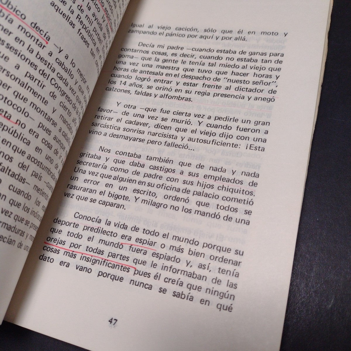 Hogar Dulce Hogar, Mario Alberto Carrera -Signed Paperback 1982