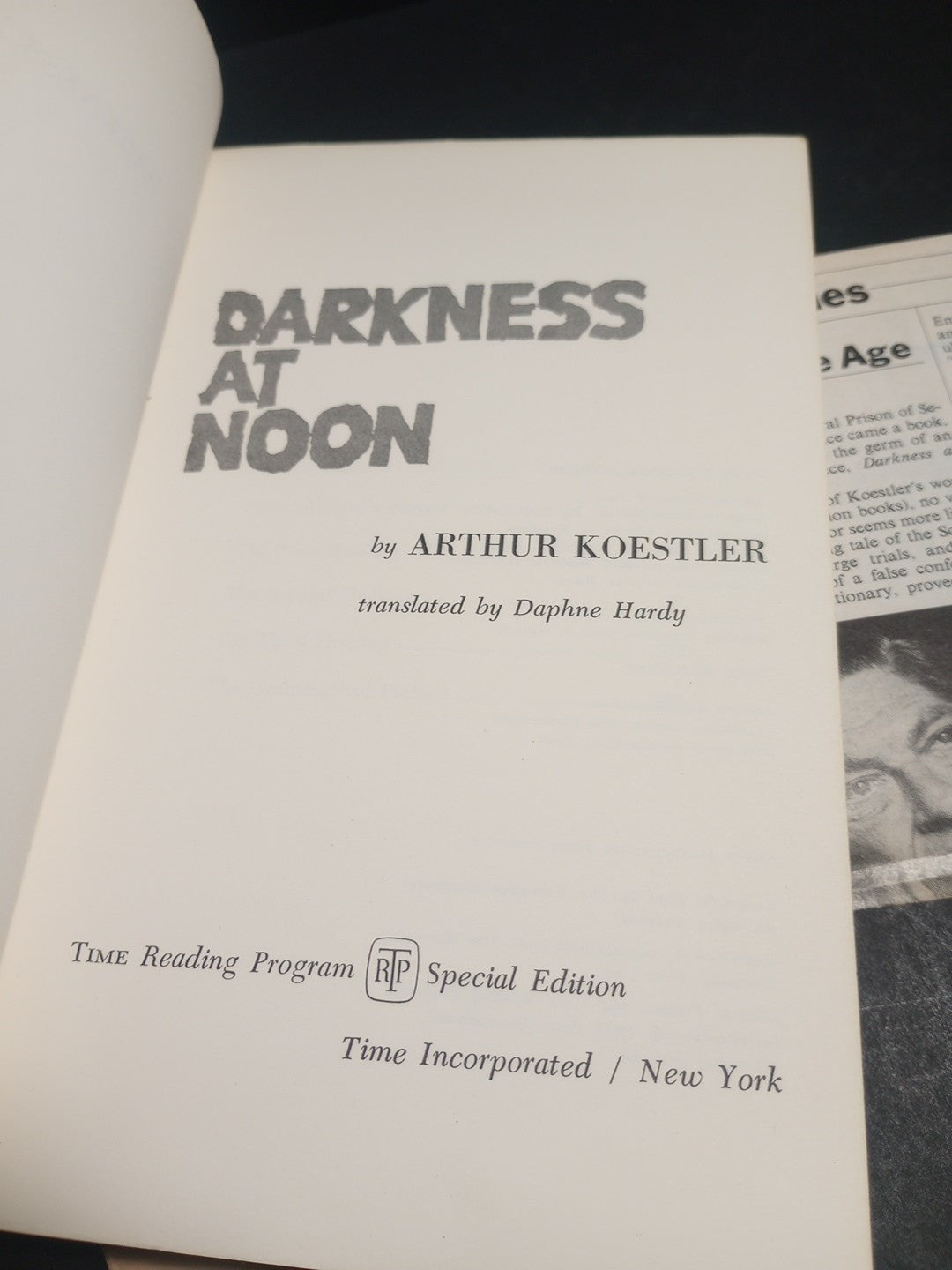 Arthur Koestler - Darkness at Noon (Time Reading Program, 1962)