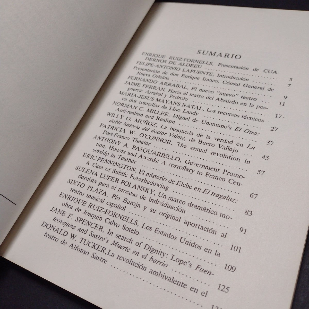 Cuadernos De Aldeeu Tomo 1, Numero 1, Enero 1983 -English/Spanish Paperback