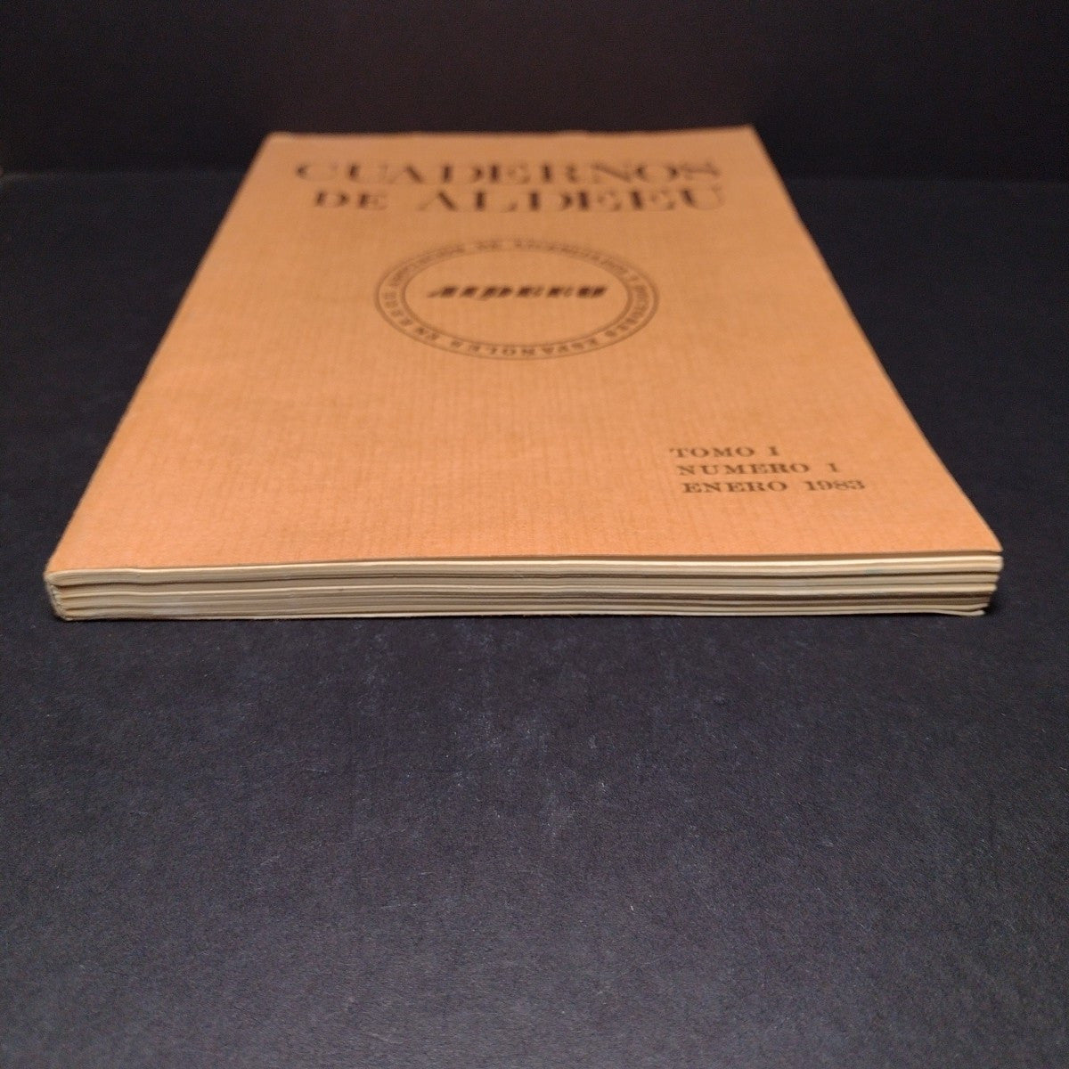 Cuadernos De Aldeeu Tomo 1, Numero 1, Enero 1983 -English/Spanish Paperback